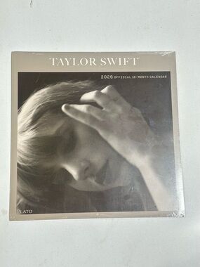 Taylor Swift 2026 Official 16 Month Wall Calendar Sealed New Rare Collector